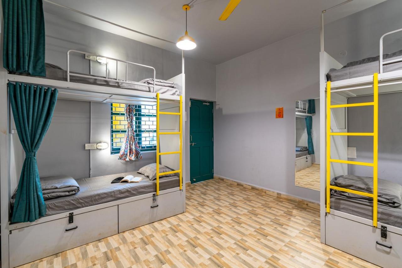 Whoopers Hostel Anjuna, Goa Εξωτερικό φωτογραφία